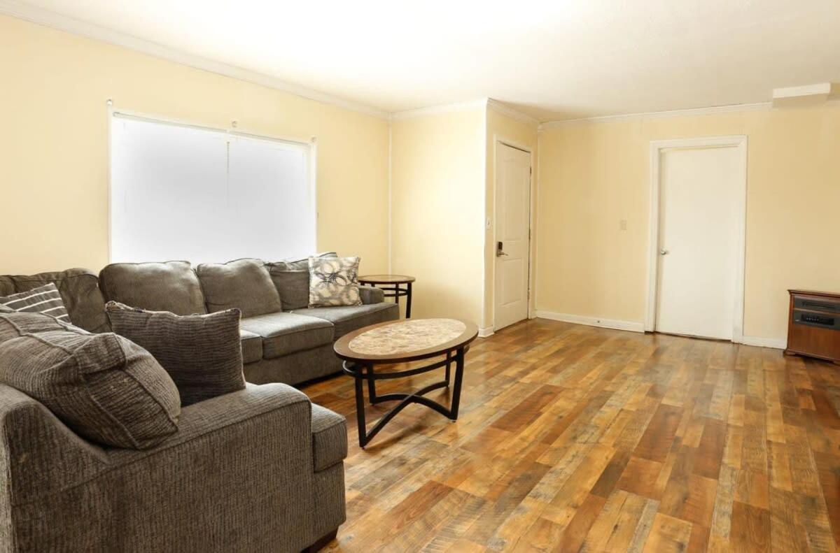 Cozy Retreat For Your Upcoming Trip 諾克斯維爾 外观 照片